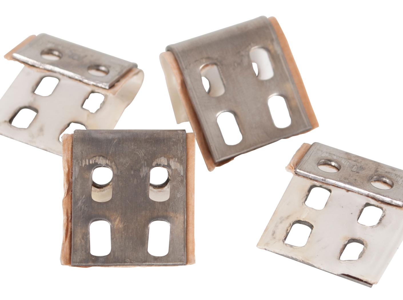 Klips 51 till nosag med 4 hål, 1000st/fp Klips 51 till nosag med 4 hål, 1000st/fp