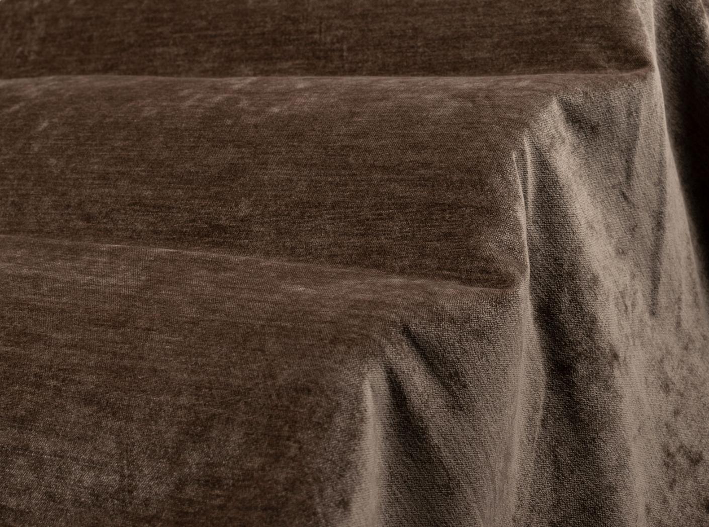 Tyg Eros 46 Mid brown Tyg Eros 46 Mid brown