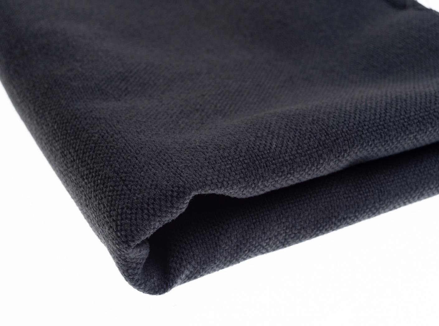 Tyg Maya CS 4 Black  Tyg Maya CS 4 Black