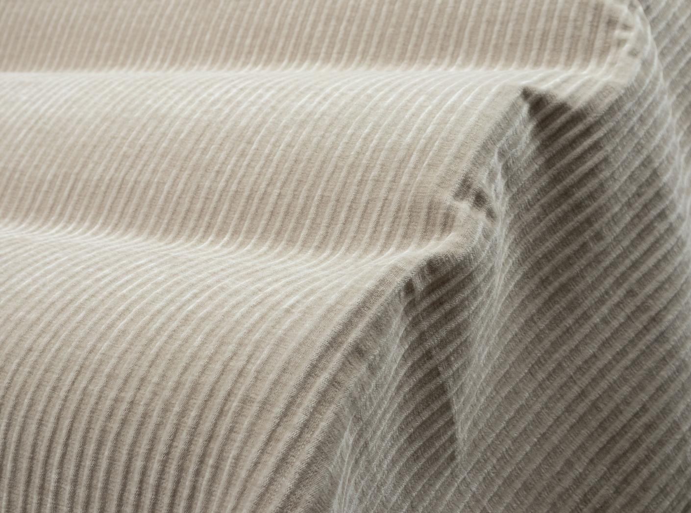 Tyg Vegas A4A1 Off white Tyg Vegas A4A1 Off white