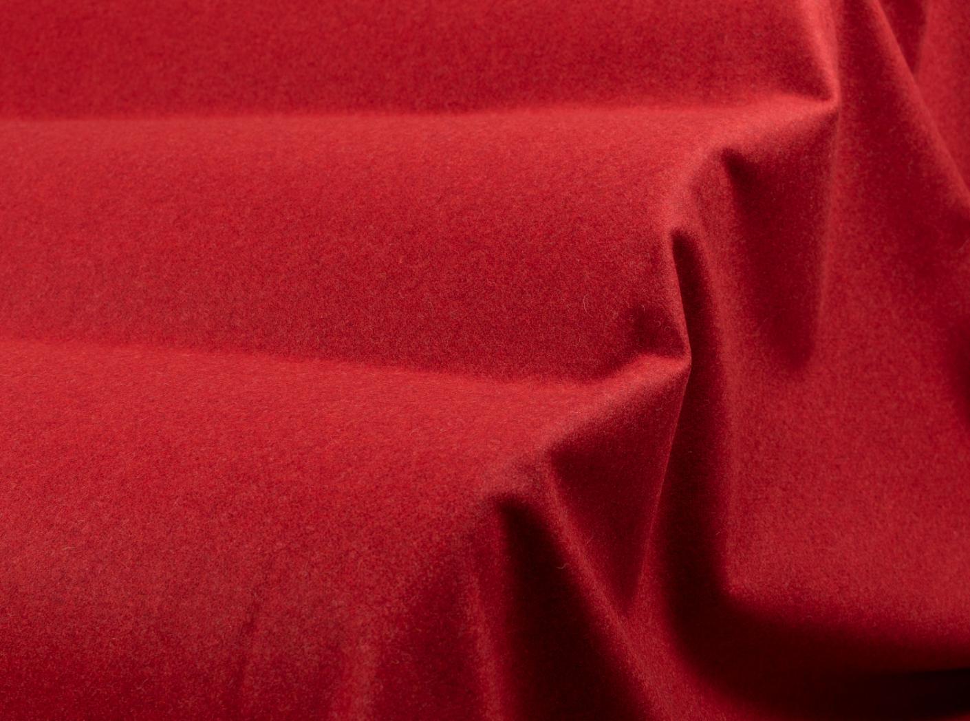 Tyg Wooly 2011 Tulip Tyg Wooly 2011 Tulip