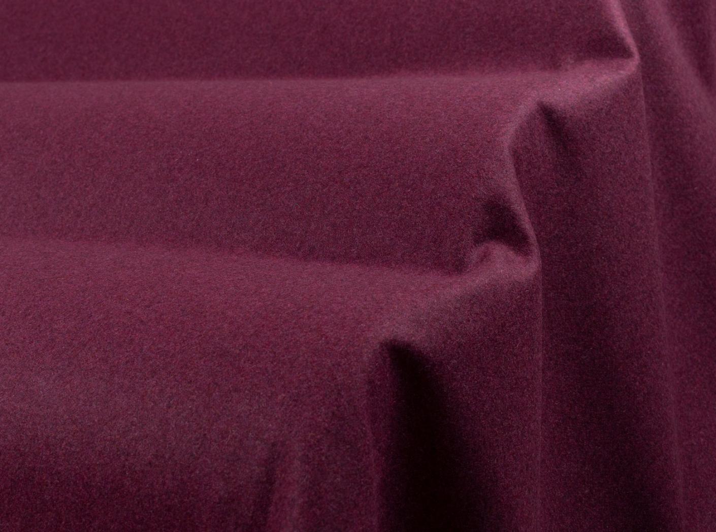 Tyg Wooly 2238 Aubergine Tyg Wooly 2238 Aubergine