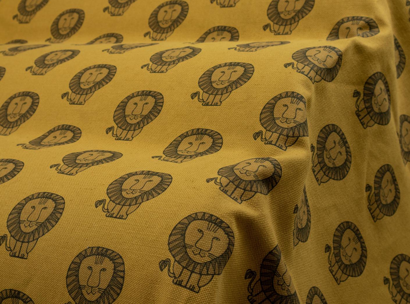 Tyg LEO Grey / 12082 Indian gold Tyg LEO Grey / 12082 Indian gold