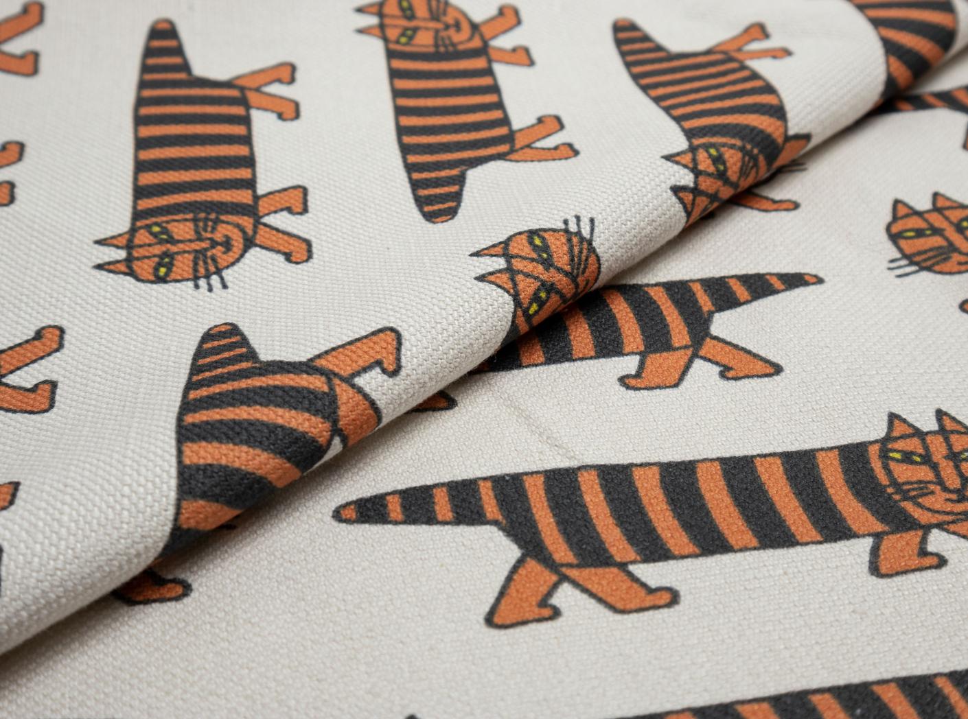 Tyg MIKEY Black/Orange / 9999 Cream Tyg MIKEY Black/Orange / 9999 Cream