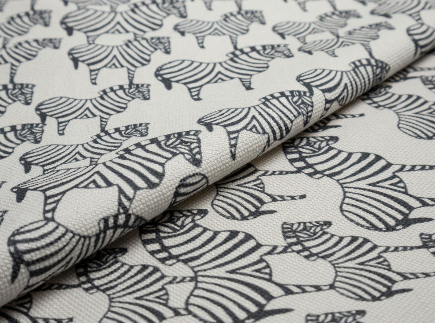 Tyg ZEBRA Black / 9999 Cream Tyg ZEBRA Black / 9999 Cream