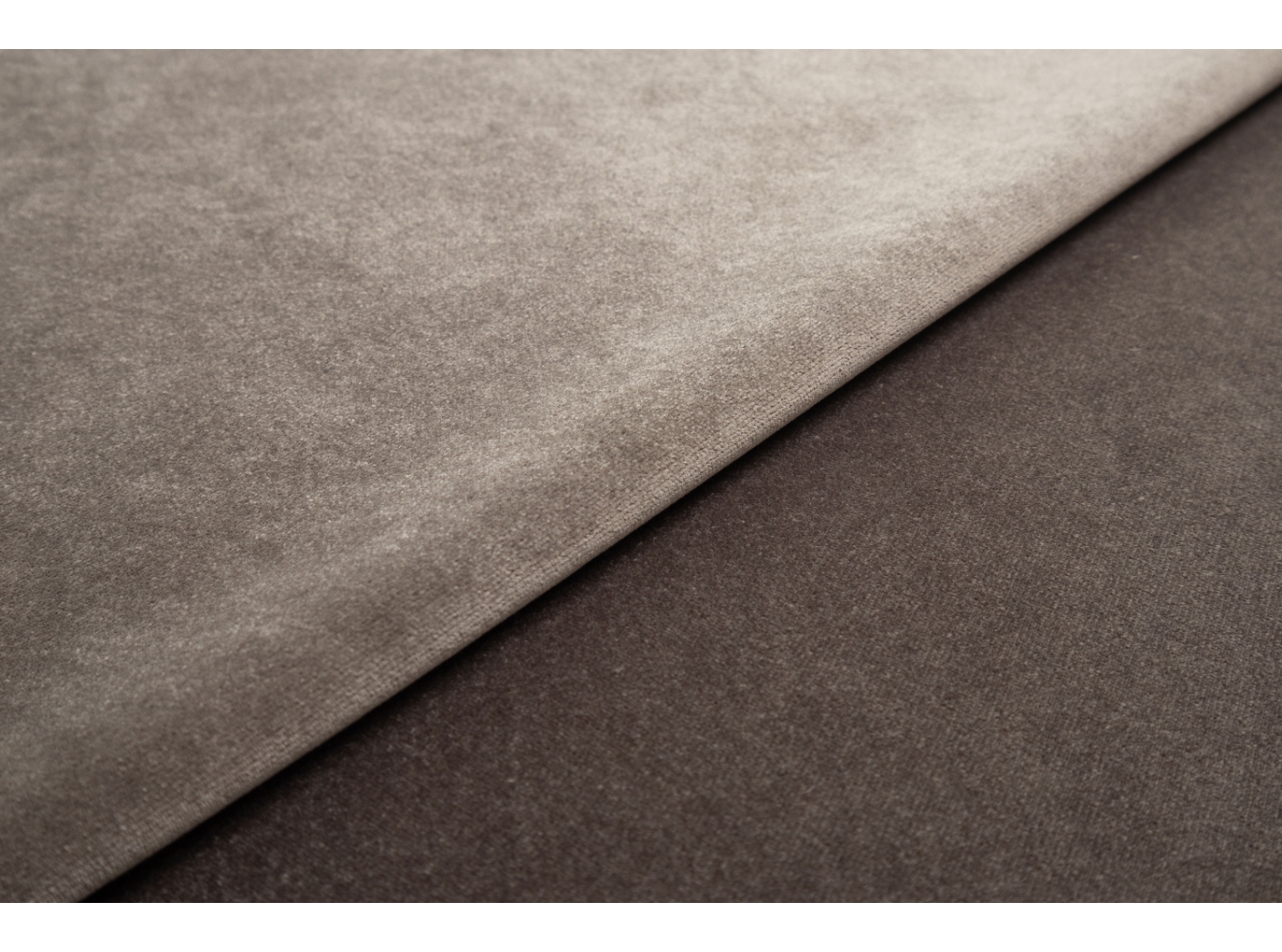 Tyg Grand Lazio Velvet 00V4 Warm grey Tyg Grand Lazio Velvet 00V4 Warm grey
