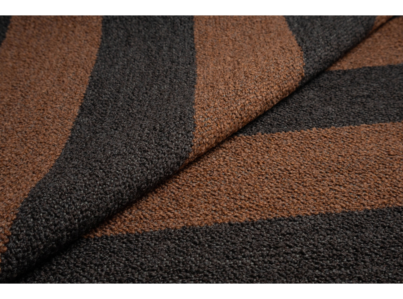 Tyg Barnum Stripe 34 Rustic/Shale Tyg Barnum Stripe 34 Rustic/Shale