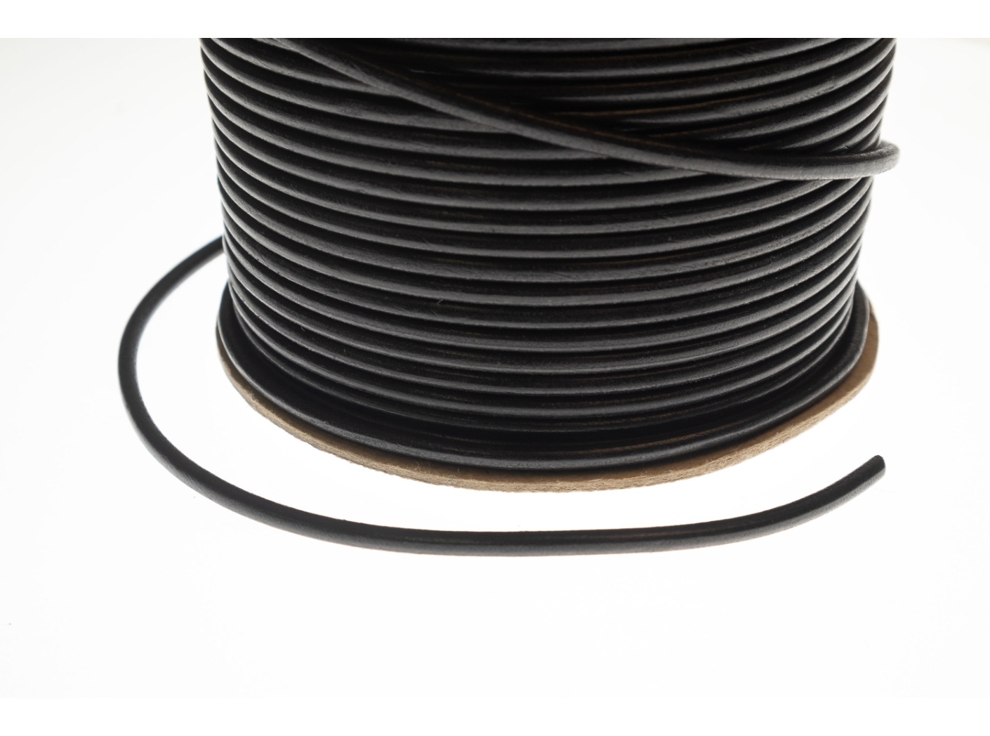 Lädersnöre Black 4mm Lädersnöre Black 4mm