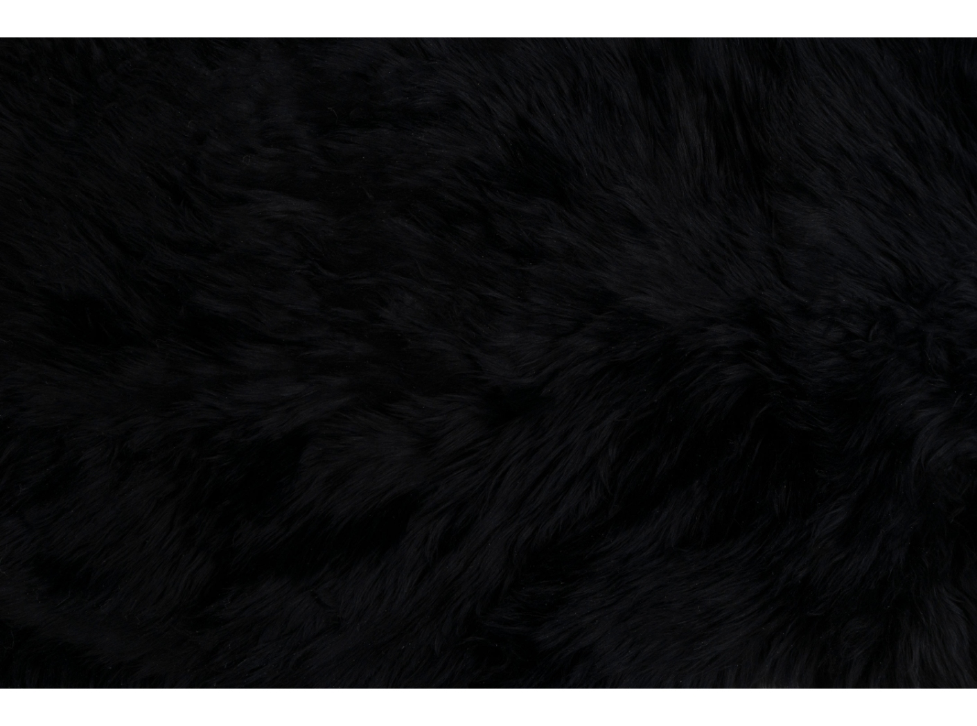 Lammskinn Black, ca 0,7 m2/hide Lammskinn Black, ca 0,7 m2/hide