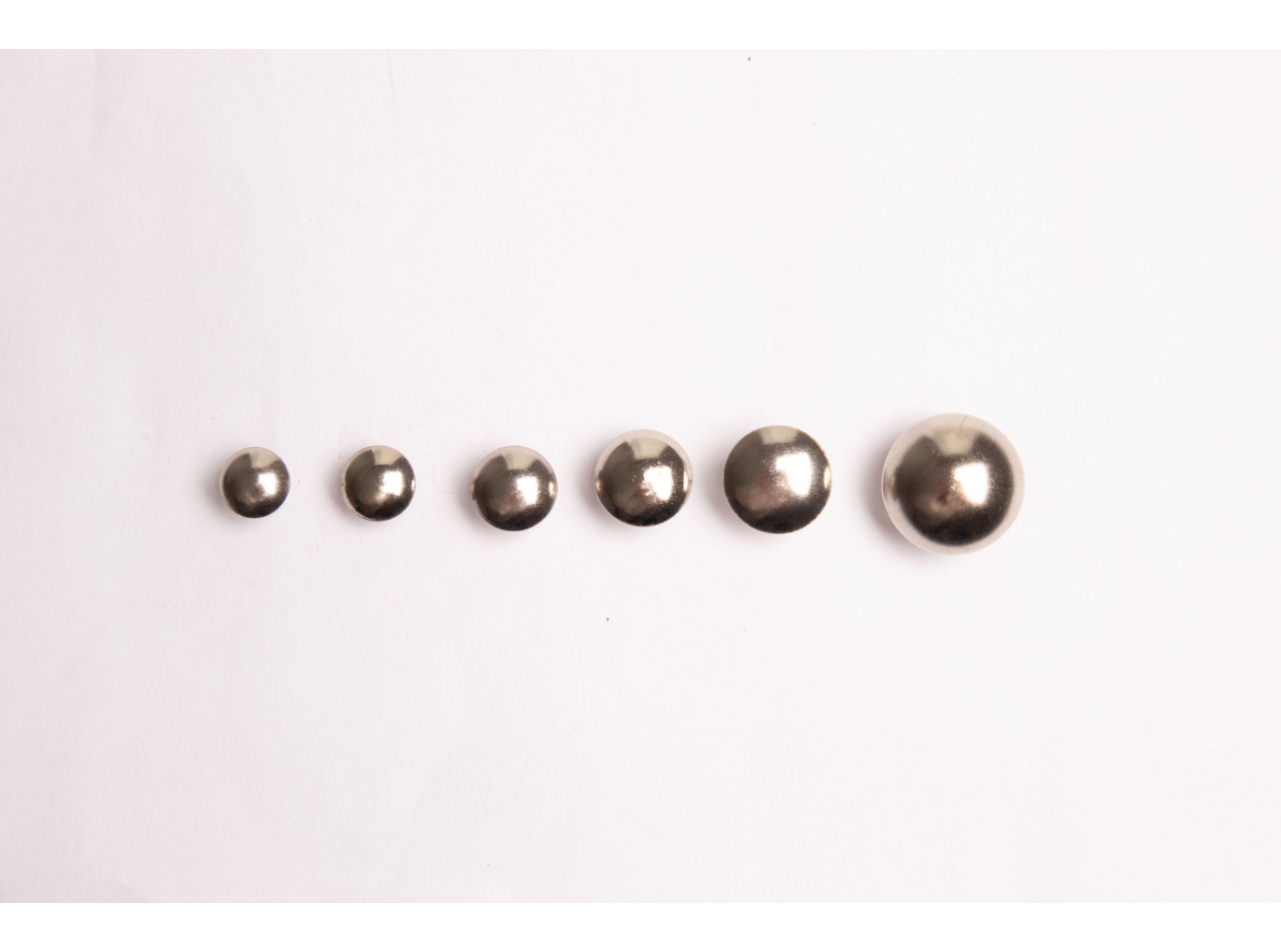 Möbelspik Förnicklad Z130, Ø11mm, 1000st/fp Möbelspik Förnicklad Z130, Ø11mm, 1000st/fp